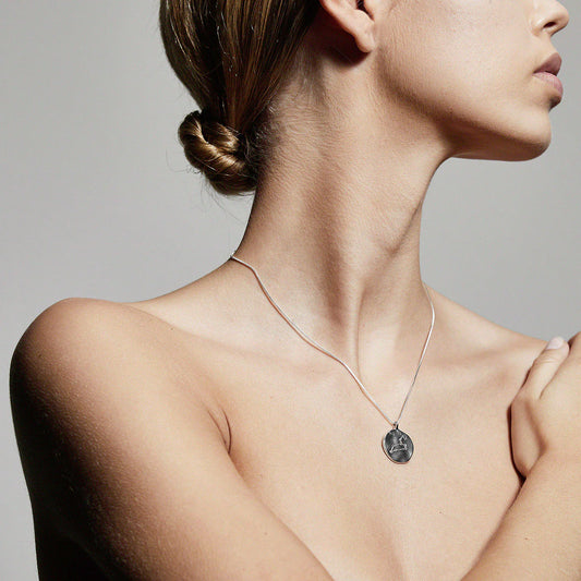 Leo Zodiac Sign Necklace - Silver Plated - Crystal